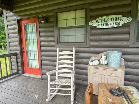 Exterior - 439 Appleton Rd, Five Points, TN 38457 photo 4 of 8