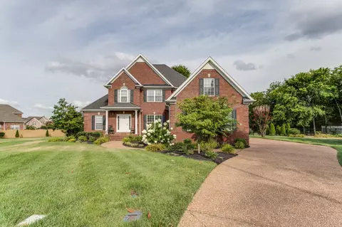1427 Winterberry Dr, Murfreesboro, TN 37130
