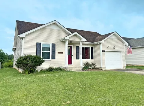 542 Fox Trot Dr, Clarksville, TN 37042