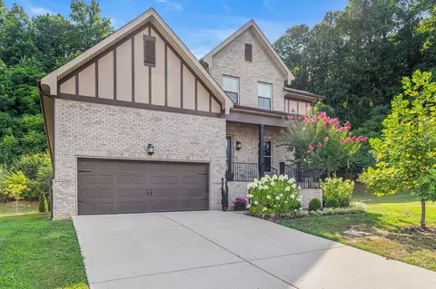 1453 Scarcroft Ln, Nashville, TN 37221