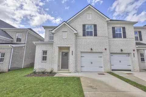 204 Douglas Bend Rd #1906, Gallatin, TN 37066