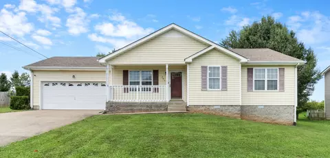 701 Artic Ave, Oak Grove, KY 42262