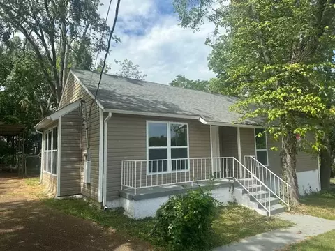 108 Creek Glen Cv, La Vergne, TN 37086