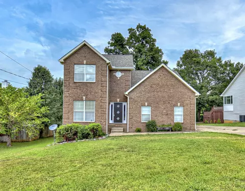 1808 Rory Cv, La Vergne, TN 37086