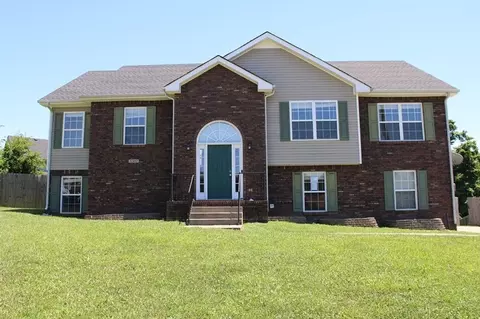 3387 Quicksilver Ct, Clarksville, TN 37042