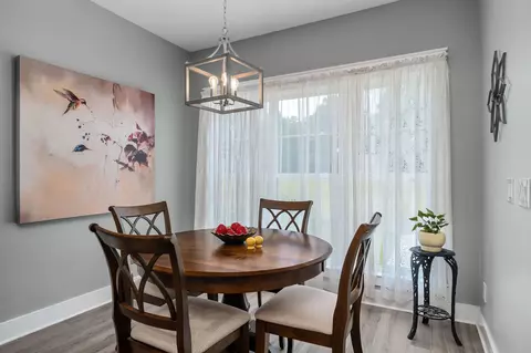Dining - 692 Peach Ave, Morrison, TN 37357 photo 3 of 3