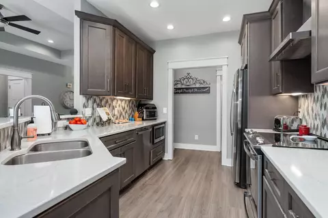 Kitchen - 692 Peach Ave, Morrison, TN 37357 photo 4 of 4