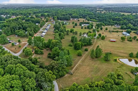 View/Area - 692 Peach Ave, Morrison, TN 37357 photo 7 of 13