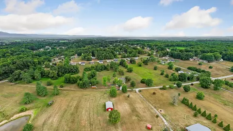 View/Area - 692 Peach Ave, Morrison, TN 37357 photo 9 of 13
