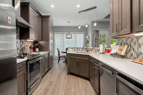 Kitchen - 692 Peach Ave, Morrison, TN 37357 photo 3 of 4