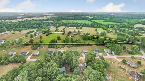 View/Area - 692 Peach Ave, Morrison, TN 37357 photo 1 of 13