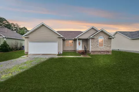 205 Wiseman Rd, Tullahoma, TN 37388