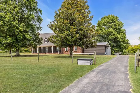 6450 Burkitt Rd, Antioch, TN 37013