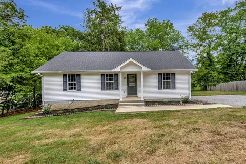 97 Beckwith St, Watertown, TN 37184