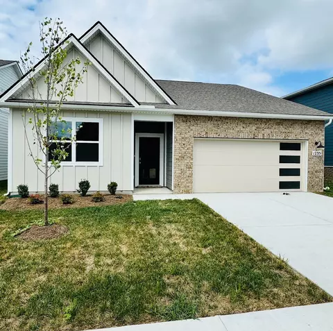 1235 Linn Cove Ct, Gallatin, TN 37066
