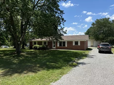 391 Stacy Rd, Manchester, TN 37355