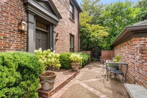 702 Bowling Ave # F, Nashville, TN 37215