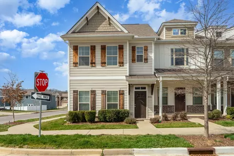 1446 White Dutch Ln, Antioch, TN 37013
