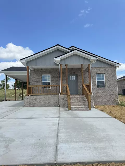 608 W Adams St, Woodbury, TN 37190