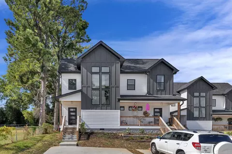 218 Eisenhower Dr, Nashville, TN 37211