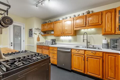 183 Pinewood Dr, Rock Spring, GA 30739 photo 10