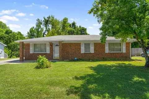 4348 Central Valley Dr, Hermitage, TN 37076