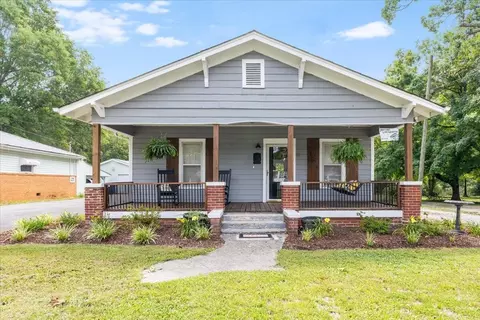 706 Cove Rd, Chickamauga, GA 30707