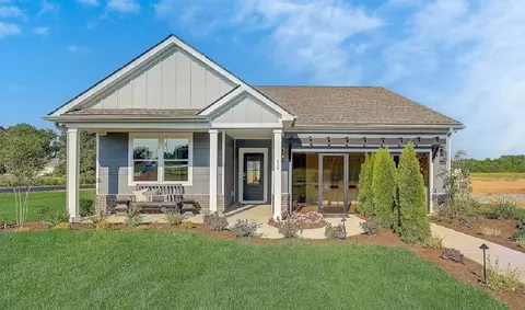 1163 Daphne Dr, Ashland City, TN 37015