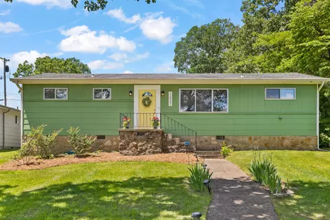 1223 Highland Dr, Chattanooga, TN 37405