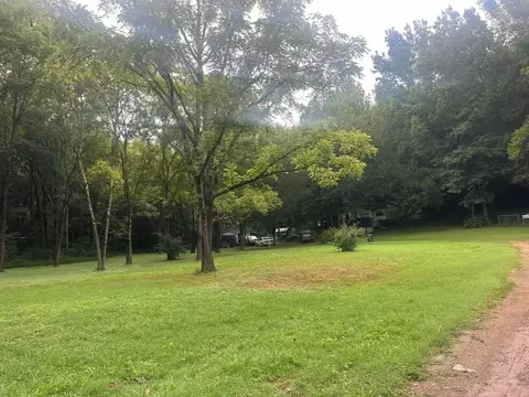 240 Fran Ln, Tullahoma, TN 37388