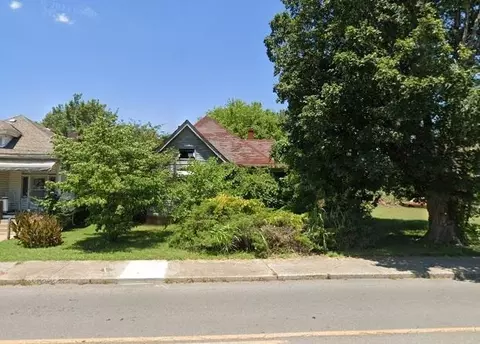1813 Walnut St, Hopkinsville, KY 42240