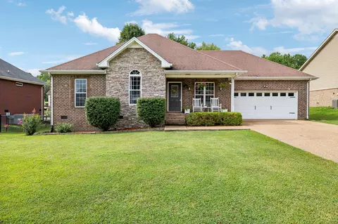 103 Hummingbird Hill Ct, Westmoreland, TN 37186