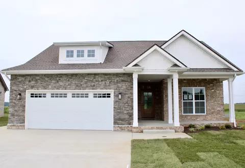 170 Aspen Pine Dr, Clarksville, TN 37043