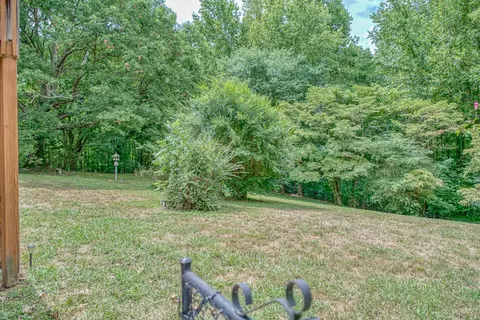 Exterior - 2139 Austin Bottom Rd, Baxter, TN 38544 photo 13 of 26
