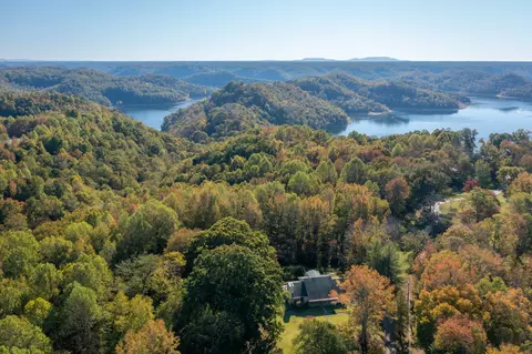 View/Area - 2139 Austin Bottom Rd, Baxter, TN 38544 photo 4 of 7