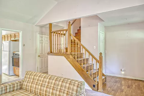 Living - 2139 Austin Bottom Rd, Baxter, TN 38544 photo 5 of 5