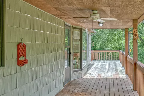 Exterior - 2139 Austin Bottom Rd, Baxter, TN 38544 photo 11 of 26