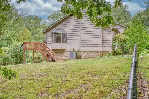 Exterior - 2139 Austin Bottom Rd, Baxter, TN 38544 photo 18 of 26