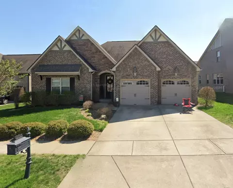 2195 Chaucer Park Ln, Thompsons Station, TN 37179