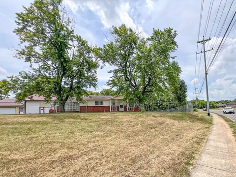 2822 Florence Rd, Murfreesboro, TN 37129