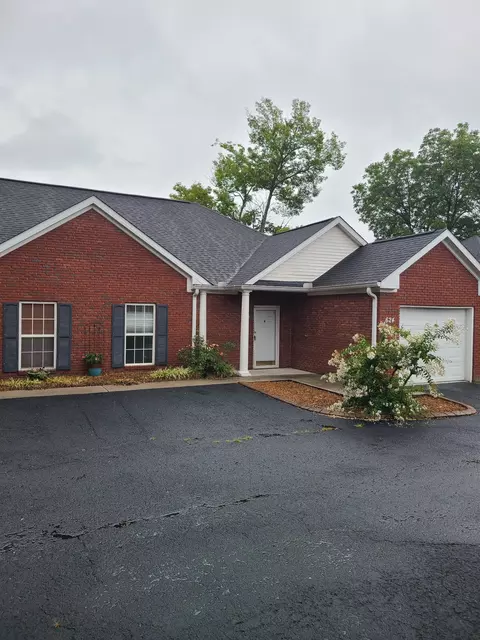 624 Whitthorne St, Shelbyville, TN 37160