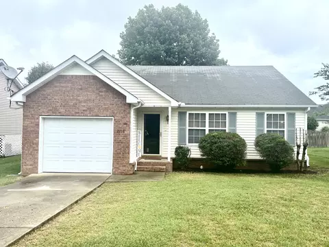 2716 Roscommon Dr, Murfreesboro, TN 37128