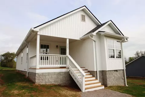6883 Mcminnville Hwy, Doyle, TN 38559