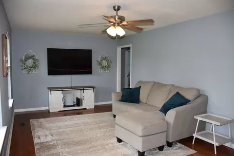 145 Armor Pl, Murfreesboro, TN 37128 photo 3