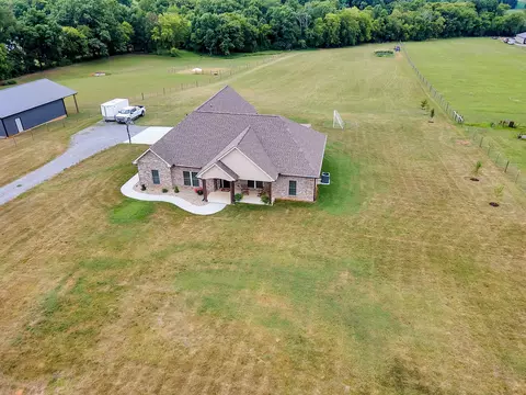 164 Haley Rd, Wartrace, TN 37183