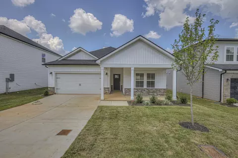 1302 Bluffton Cir, Clarksville, TN 37043