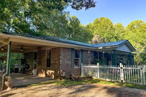 196 Lankford Arnold Rd, Camden, TN 38320