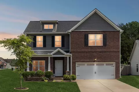 401 Barbaro Ct, Burns, TN 37029