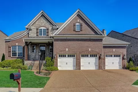 409 Warren Hill Dr, Mount Juliet, TN 37122
