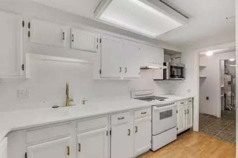 154 Harpeth Trace Smt, Nashville, TN 37221